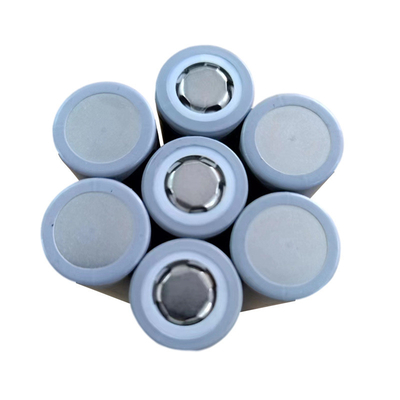 3.7V pin lithium ion hình trụ tiêu chuẩn 3200mAh Capacity lớn 18650 pin lithium