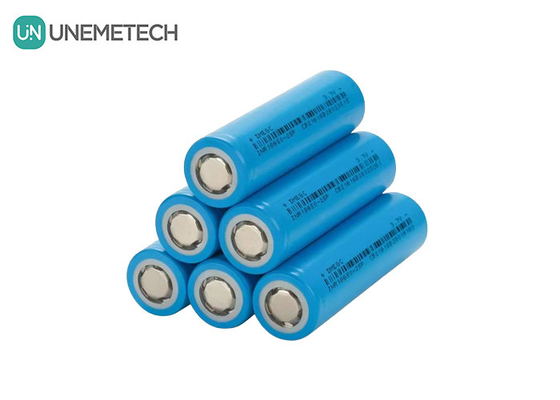 2500mAh 3.7V Max 6A Sạc liên tục Pin ion lithium hình trụ 18650 INR18650-25P