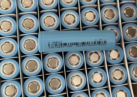 2500mAh 3.7V Max 6A Sạc liên tục Pin ion lithium hình trụ 18650 INR18650-25P
